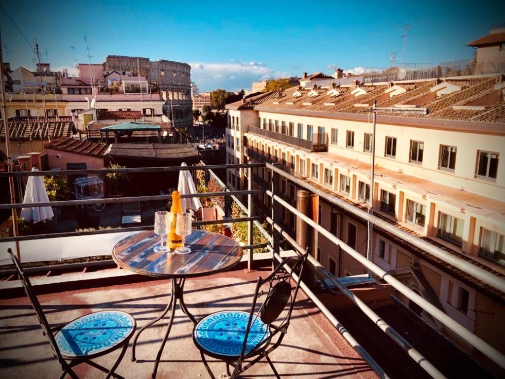 Attico Loft & Rooftop Colosseo Рим Экстерьер фото